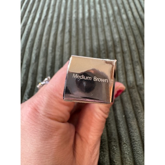 Belle en Argent Reframing Tinted Brow Gel Medium Brown Net Wt 0.23 Oz 7ml - Picture 4 of 6